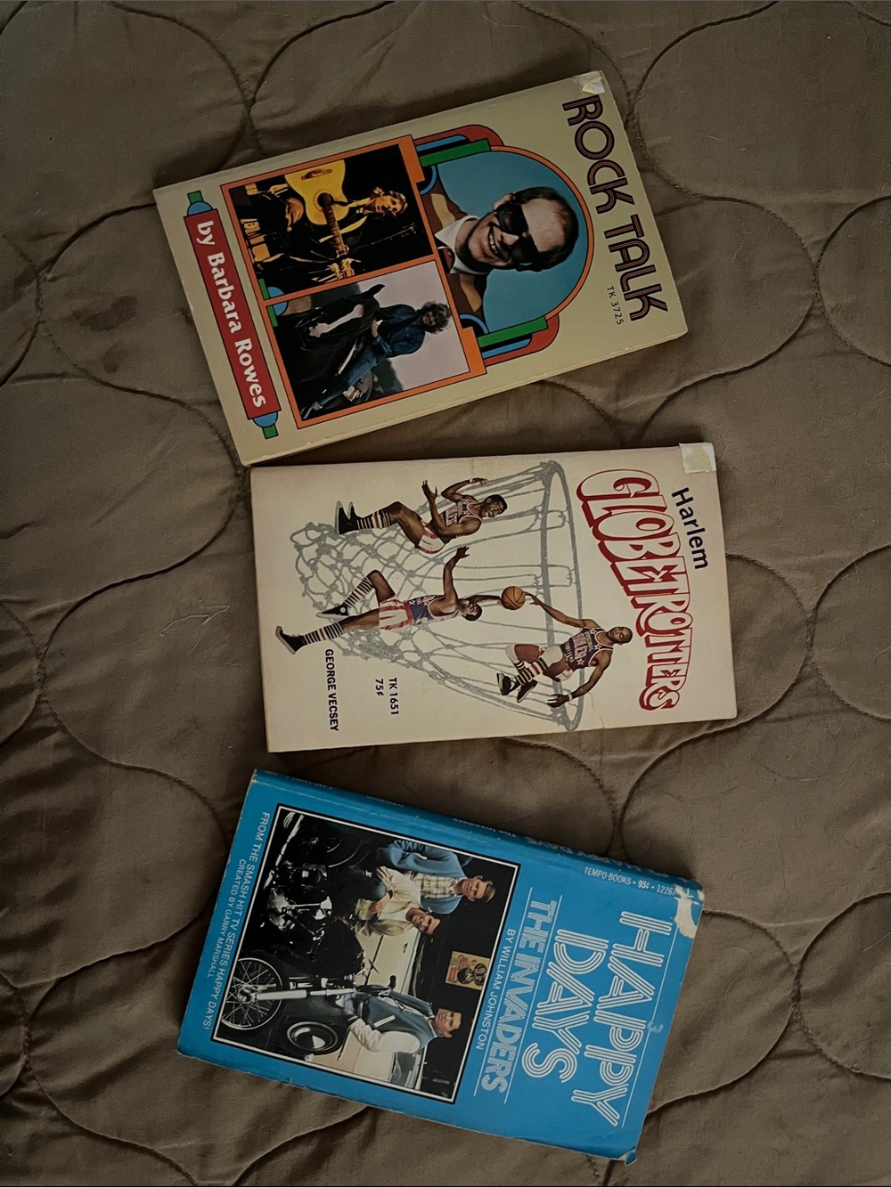 Vintage Paperback Book Lot - Rock Talk, Harlem Globetrotters, Happy Days